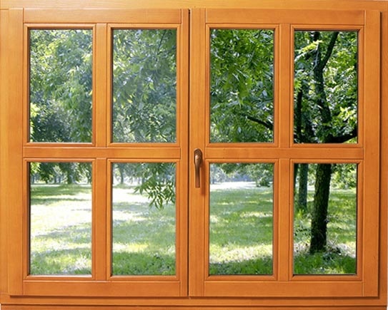 деревянное окно на дпаче